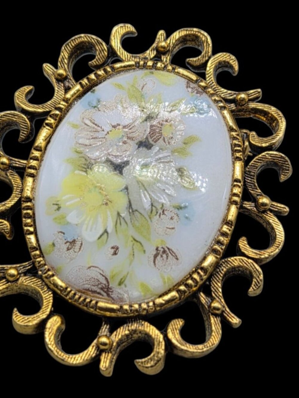 VTG Floral Porcelain Cameo Brooch Pendant Brooch Gold Tone Openwork Filigree - Picture 6 of 8